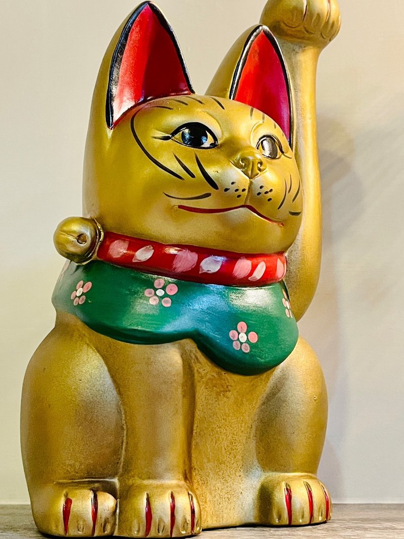 瀨戶燒-金運亨通綠領巾金色招財貓23cm - 擺飾/家飾品 - 陶 金色
