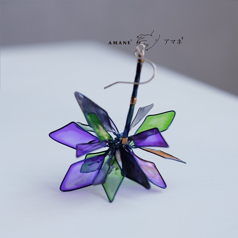 星星碎片 - Type 01 (紫綠色/半透明樹脂耳勾式垂墜耳環) - 耳環/耳夾 - 其他材質 紫色