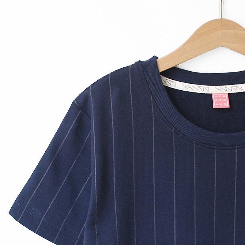 青青直条Tee - Sold Out - เสื้อยืดผู้หญิง - ผ้าฝ้าย/ผ้าลินิน สีน้ำเงิน