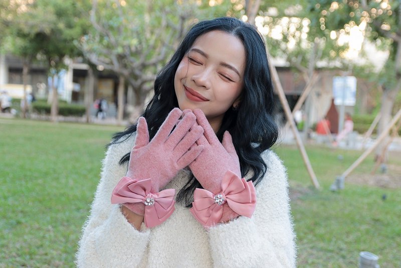 unni flower butterfly dance wool gloves cold, warm, touch screen- brushed windp - Gloves & Mittens - Wool Khaki