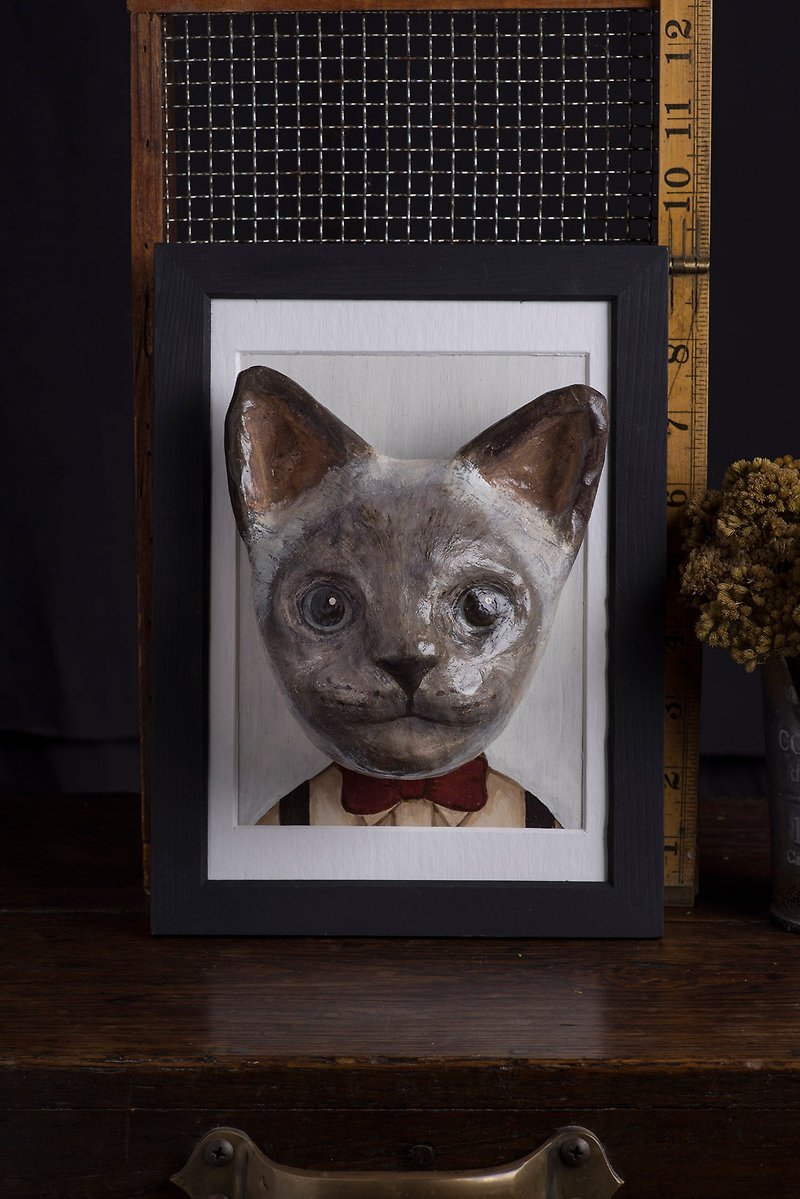 Paper cat head with wooden photo frame - โปสเตอร์ - กระดาษ สีเทา