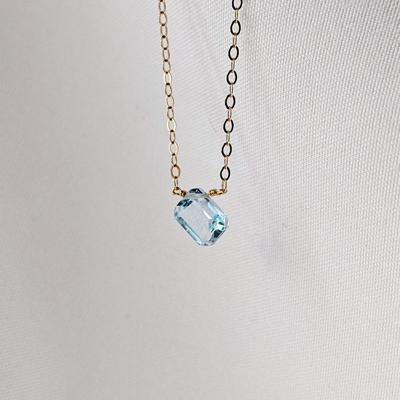 Sky blue Stone 14kgf necklace American 14k gold-plated November birthstone can be customized - สร้อยคอ - เครื่องเพชรพลอย สีน้ำเงิน