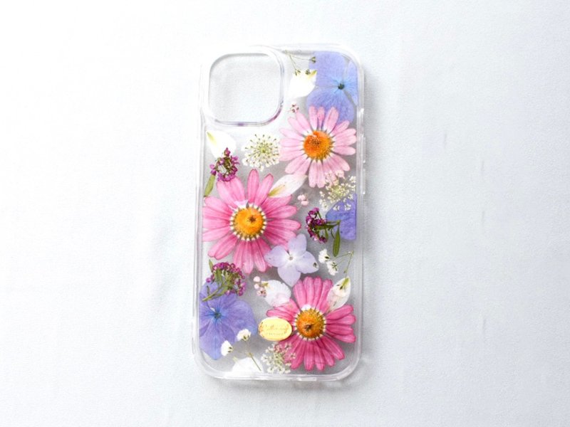 Pressed Flower iPhone Case Margaret - เคส/ซองมือถือ - วัสดุอื่นๆ สึชมพู