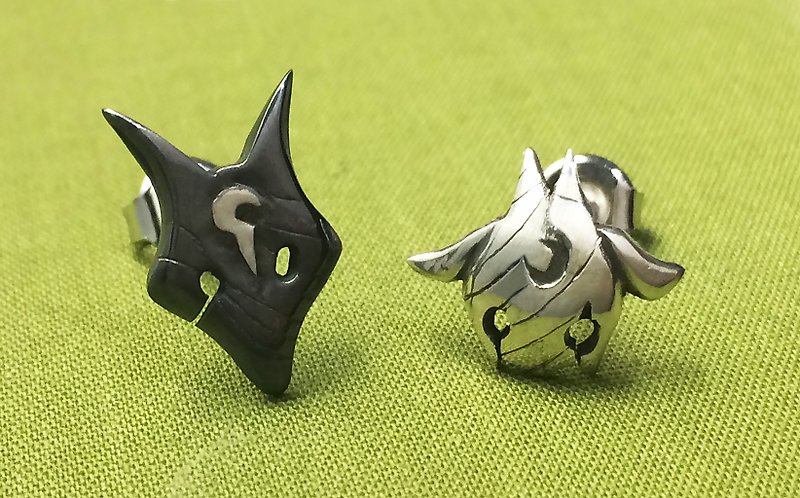 [Grandpa Timo's Workshop] League of Legends LOL Mirror Claw 925 Sterling Silver Mask Earrings (Single) - ต่างหู - โลหะ สีดำ