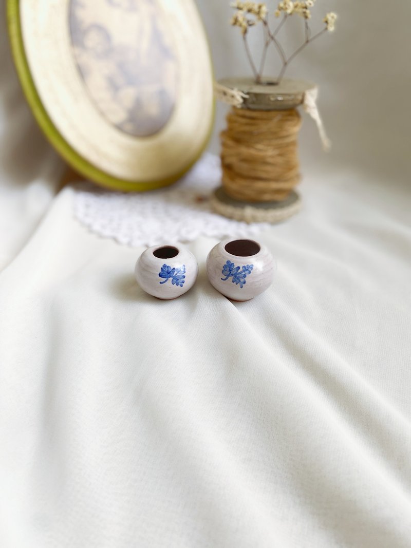 【好日戀物】德國帶回vintage早期手作手繪陶瓷迷你小花器圓壺 - 擺飾/家飾品 - 陶 多色
