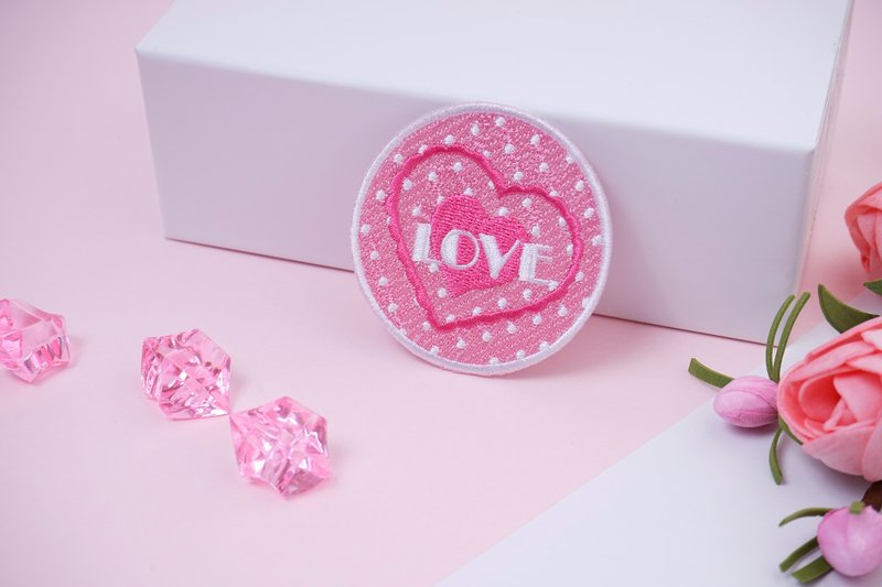 【刺繡布貼】粉色愛心點點 LOVE PINK - 貼紙 - 繡線 
