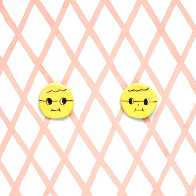Nerd hello pin/magnet - ต่างหู - ดินเผา สีเหลือง