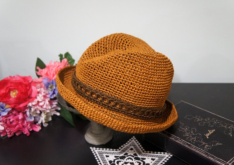 Hand-woven Wen Qingfeng Gentleman's Straw Hat-Woven Ribbon Style (Shading Sunshade/Adult Style/For Men and Women) - Hats & Caps - Plants & Flowers Brown