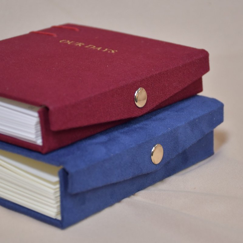 Book Binding - Magnetic Buckle | Customized Handmade Books - Additional Purchase Service - สมุดบันทึก/สมุดปฏิทิน - ทองแดงทองเหลือง สีเขียว
