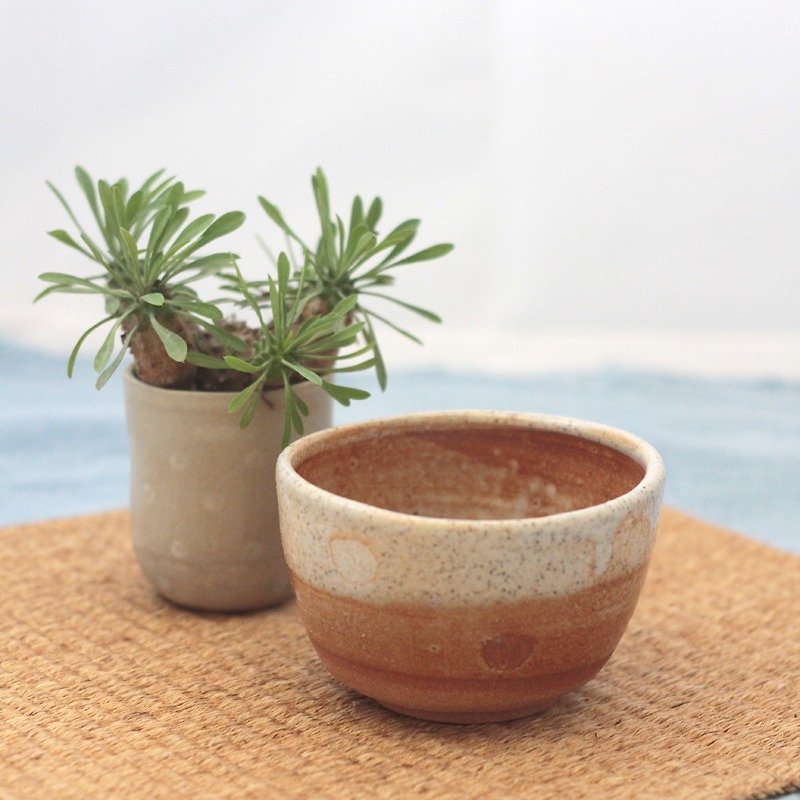 ceramic shino bowl - 花瓶/花器 - 陶 紅色