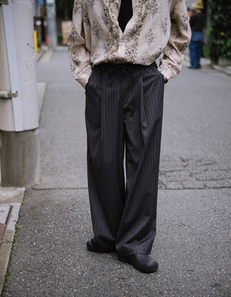 日系復古 條紋寬鬆西褲 - 男長褲/休閒褲 - 其他材質 灰色