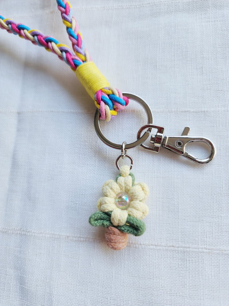 Paris*Le Bonheun. Happy handiwork. Flower wax thread braided mobile phone cord. Childlike - Keychains - Cotton & Hemp Multicolor