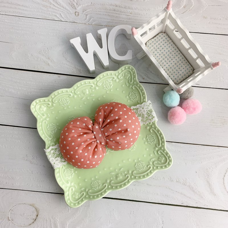 W&C手作 || 泡泡糖 Chewing Gum || 珊瑚粉 白點 寶寶彈性髮帶 - 嬰兒手鍊/飾品 - 其他材質 粉紅色