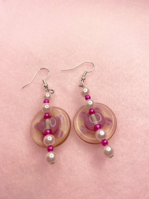 [Beads can be customized] Pink flower specimen beaded button pin earrings