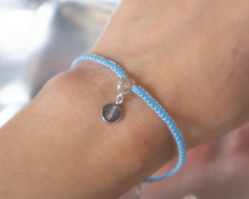 Sister gift. 925 sterling silver silver letter plate hand-woven - lucky bracelet sky blue (E2) - สร้อยข้อมือ - เงินแท้ สีน้ำเงิน