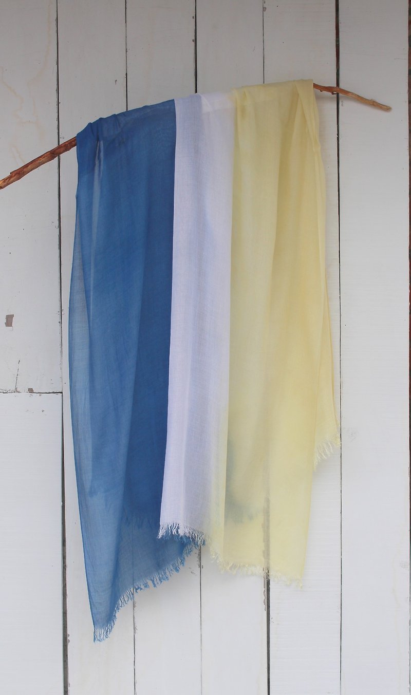 Freely dyed isvara blue dyed cotton scarf pure series flow - Scarves - Other Materials Blue