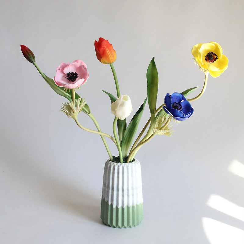 Flower lover Vase Okaeri Vase - Items for Display - Cement Multicolor