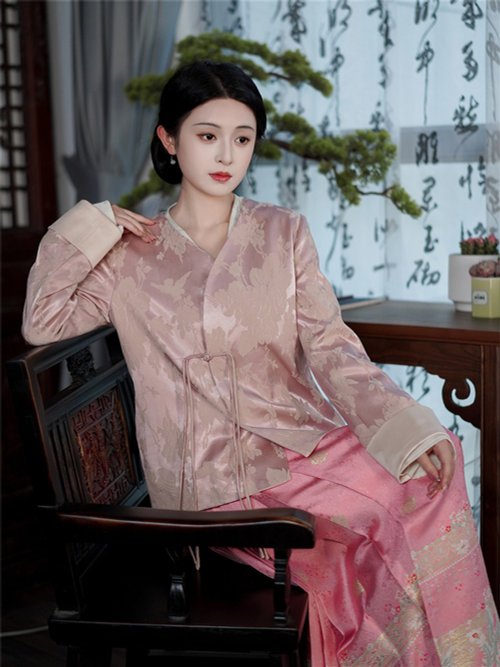 煙州記 國風復古 粉色 新中式國風外套 秋冬款上衣 盤扣流蘇提花襯衫