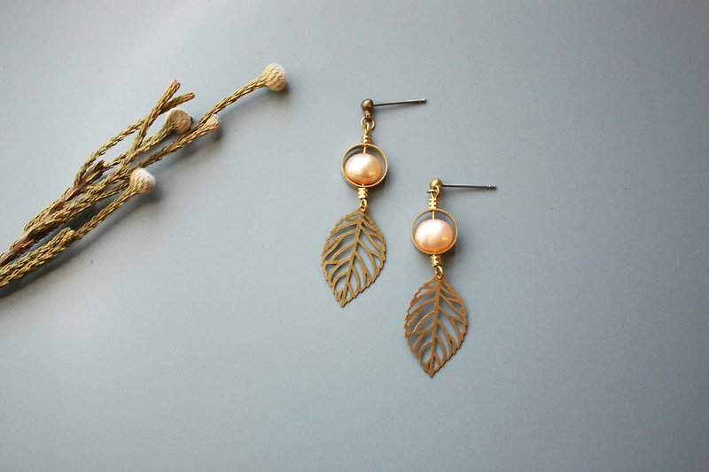 Foliage - earring  clip-on earring - Earrings & Clip-ons - Pearl Orange