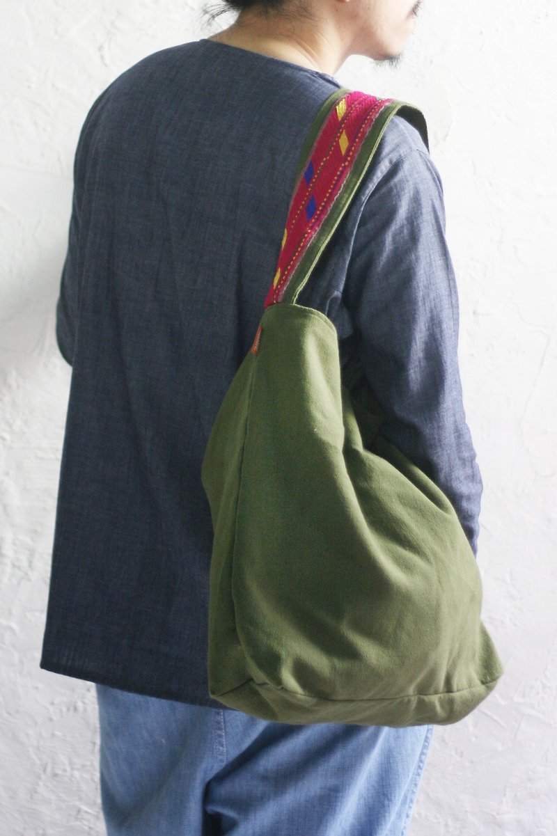おまけリメイクアフガニスタンの刺繍織りショルダーバッグストラップ - ショルダーバッグ - コットン・麻 グリーン