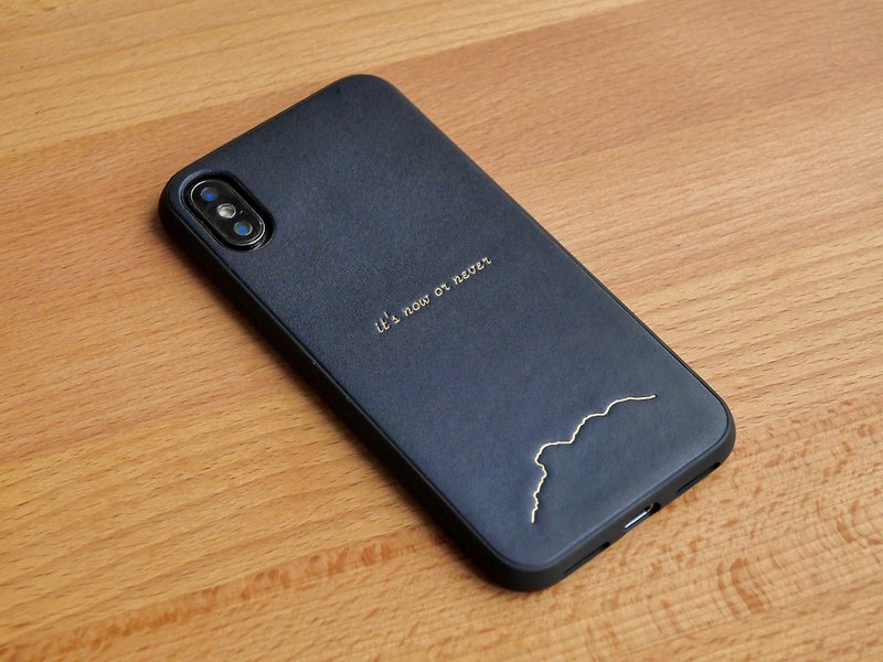 Customized leather i-Phone case-free print name (ironed gold/ Silver/colorless) - เคส/ซองมือถือ - หนังแท้ หลากหลายสี