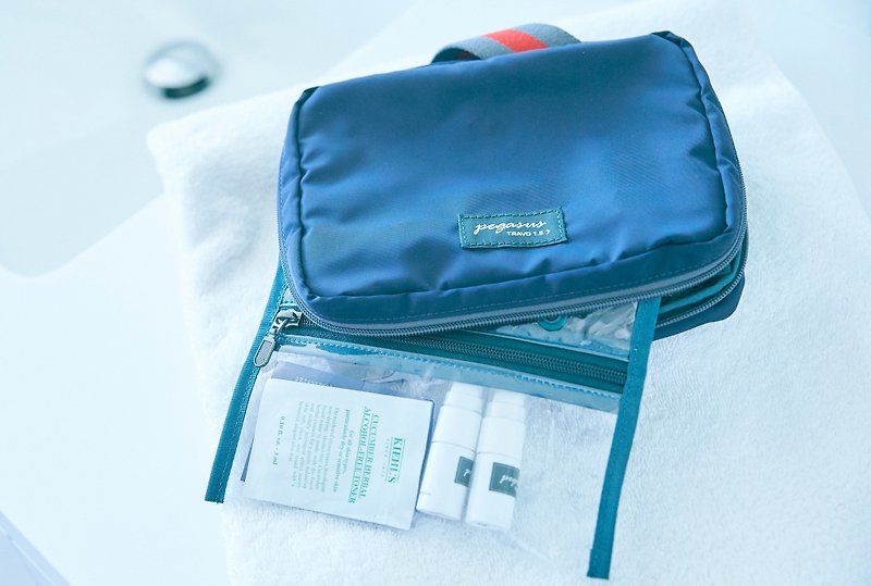 TRAVO 1.5 三折盥洗袋-旅行收納包 - 海軍藍 - 化妝包/收納袋 - 聚酯纖維 藍色