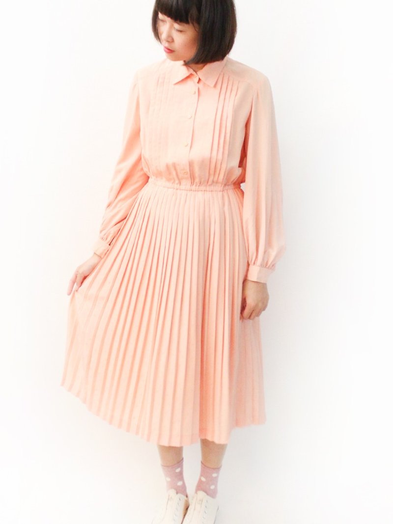 日本製復古簡約蜜桃粉橘長袖古著洋裝 Vintage Dress - 洋裝/連身裙 - 聚酯纖維 橘色