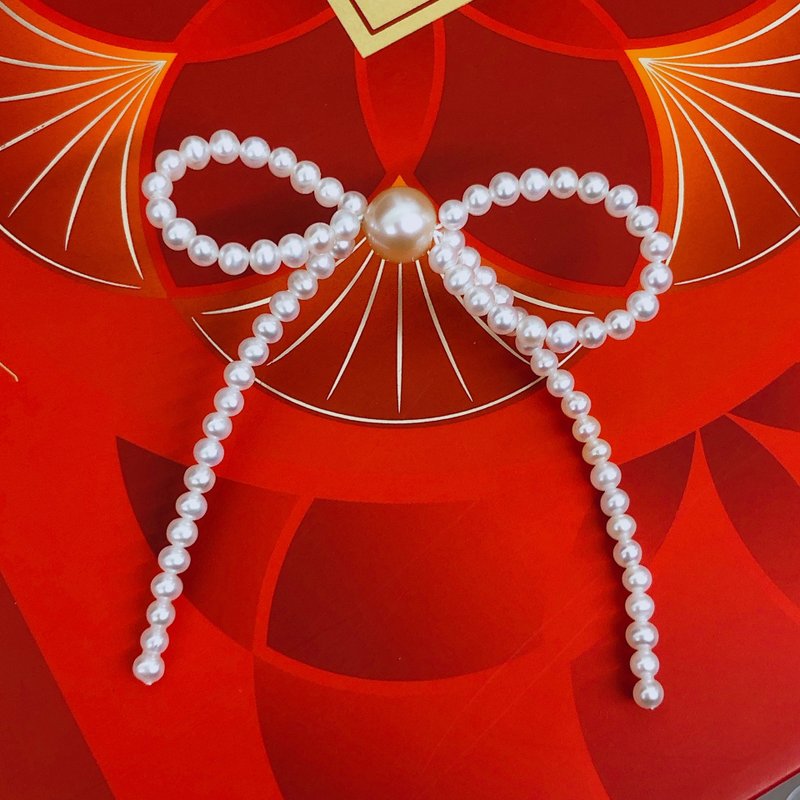 PJ Butterfly Feifei series small bow bead single earrings - Earrings & Clip-ons - Pearl 