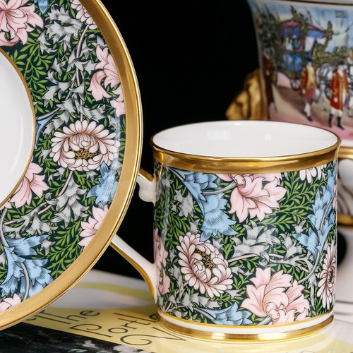 英国ヴィクトリア&アルバート博物館が花柄ボーンチャイナ 英国ヴィクトリア&アルバート博物館が花柄ボーンチャイナ