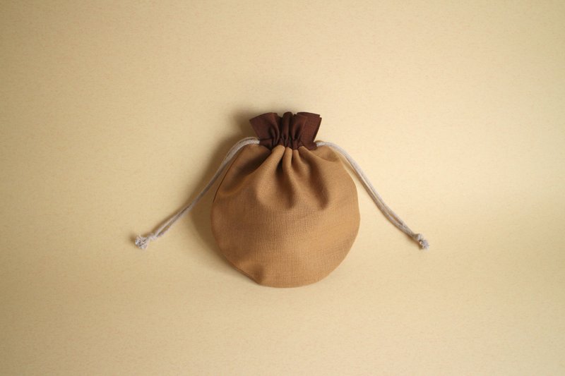 小束口袋 收納包 / 咖土配色 - 束口袋/束口背包/水桶包 - 棉．麻 咖啡色