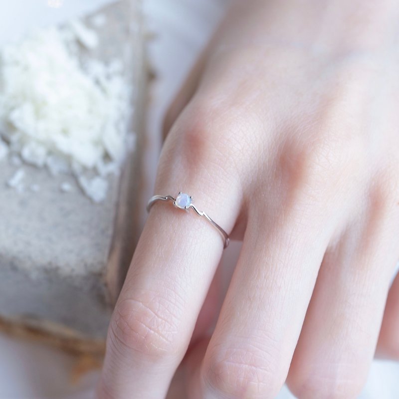 蛋白石925純銀心跳戒指 可調式戒指 - 戒指 - 寶石 銀色
