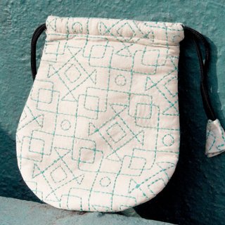 バレンタインデーギフト限定片手刺繍収納バッグ/エスニックスタイルバッグ/キットバッグ/コスメティックバッグ/携帯電話バッグ/クラッチバッグ-幾何学トーテム刺繍トーテム