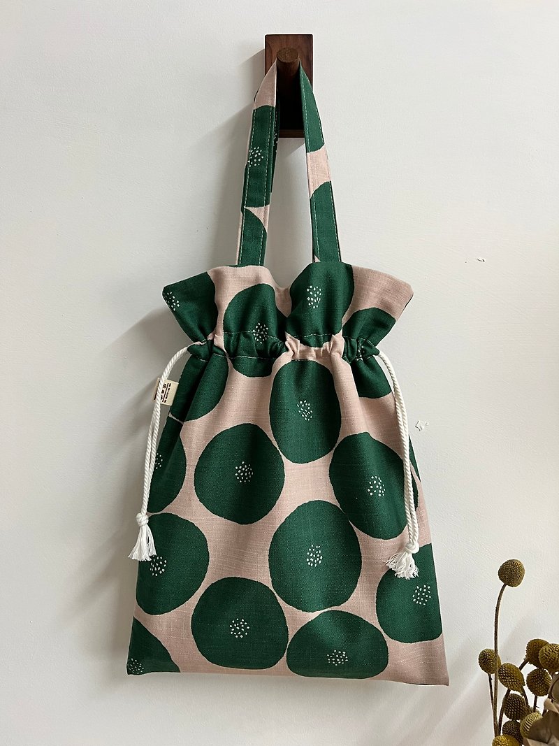 [In stock] Drawstring handbag is simple yet aesthetically pleasing - Drawstring Bags - Cotton & Hemp 