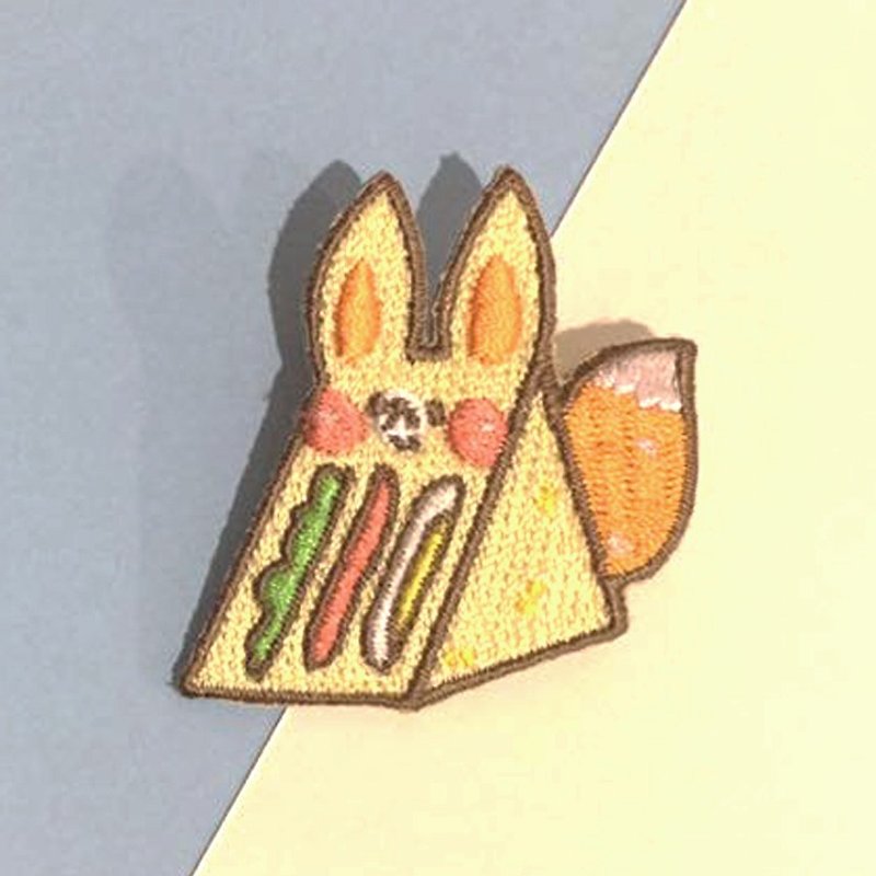 Dog clip star/original embroidery pin/sandwich fox - Brooches - Thread 
