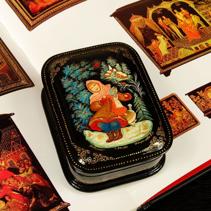 Winter Maiden lacquer box snow fairy tale folk art Christmas Gift Wrapping - 擺飾/家飾品 - 其他材質 