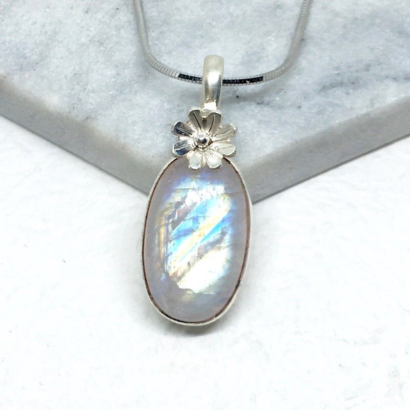 Moonlight stone 925 sterling silver minimalist necklace Nepal handmade mosaic production - Necklaces - Gemstone Blue
