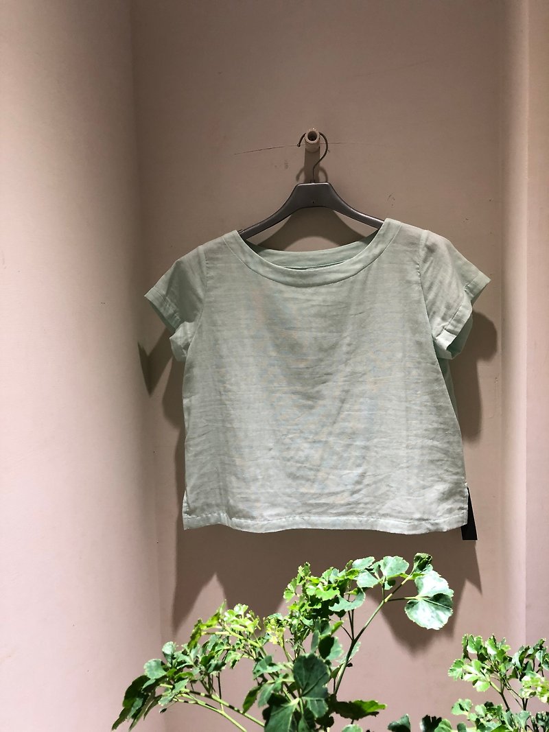 Women cotton round neck short-sleeved Linen shirt pale blue-green Song - Women's T-Shirts - Cotton & Hemp Green