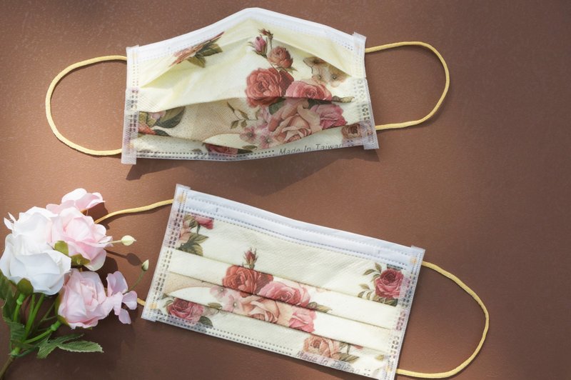 [Made in Yilun Taiwan] Antique Rose Series Adult Protective Mask (10pcs/box) - Face Masks - Other Materials 