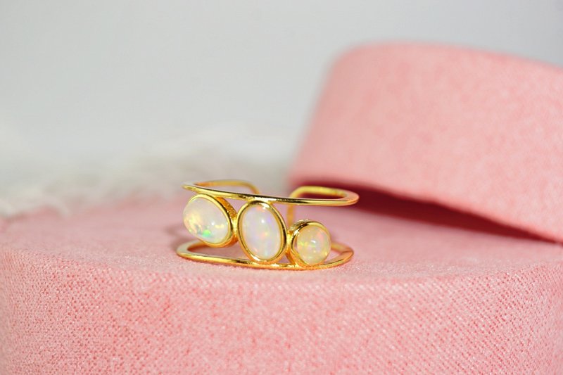 Natural Opal Ring Sterling Silver 925 With Gold Plated - 戒指 - 純銀 黃色