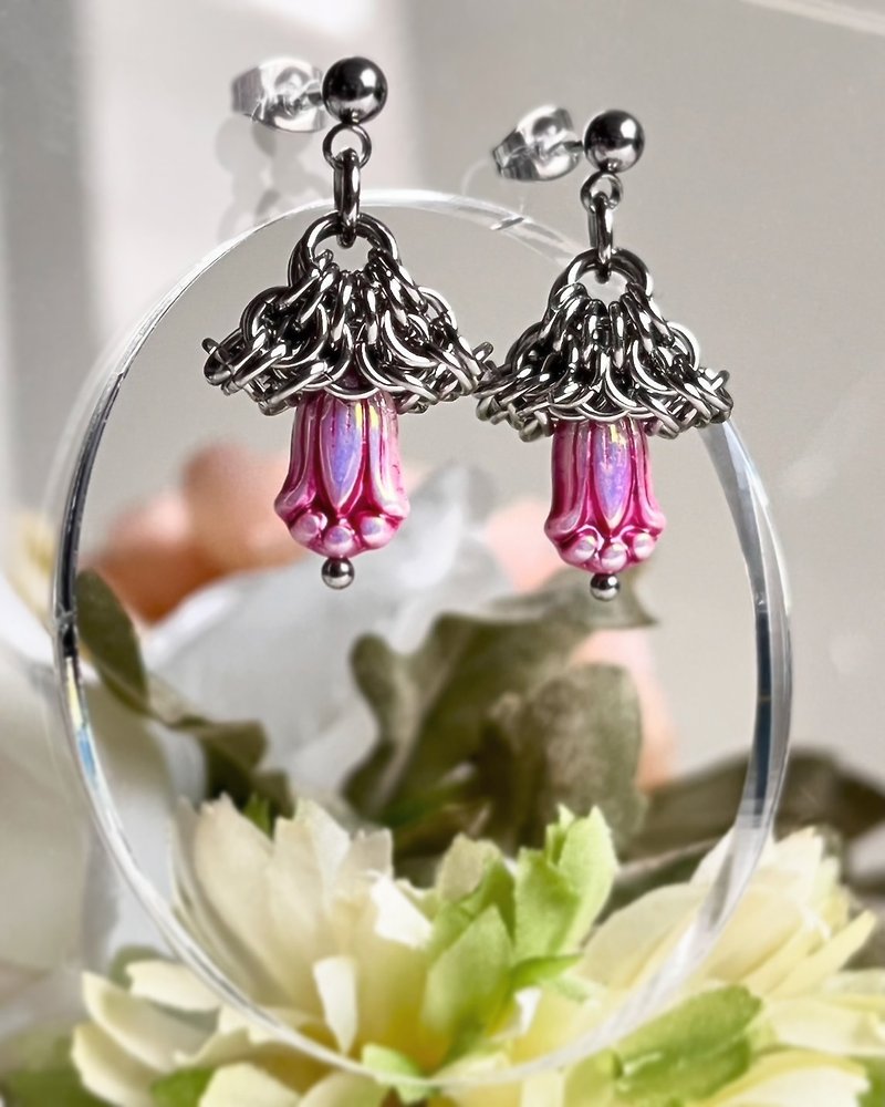 Flower bud earrings (bright spring color) Stainless Steel earrings - Earrings & Clip-ons - Stainless Steel White