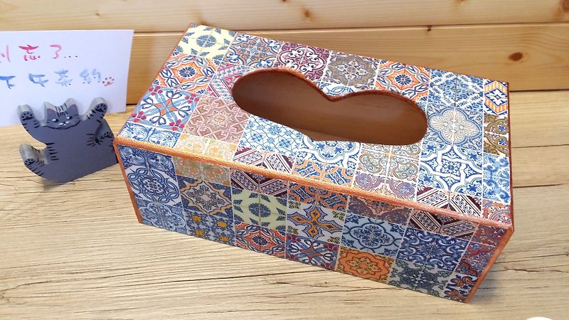 Table type imitation Spanish tile noodle carton / - Items for Display - Wood Multicolor