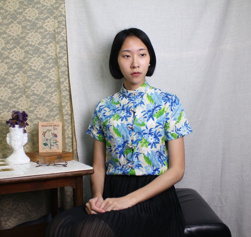 FOAK vintage Chinese classical floral buckle flower shirt - Women's Shirts - Other Materials 
