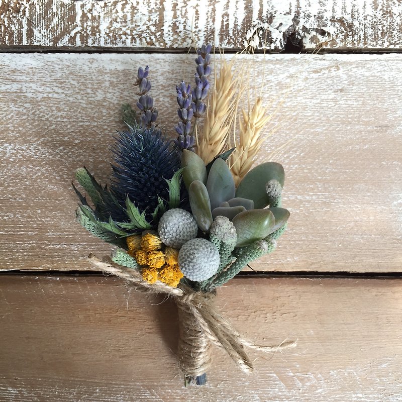 Dry brooch + succulent boutonniere | groom boutonniere | custom boutonniere - Dried Flowers & Bouquets - Plants & Flowers Green