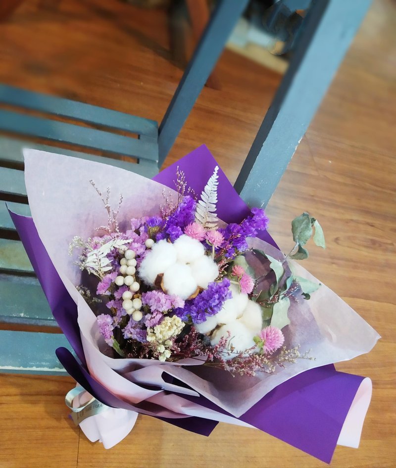 Pink and purple tones practical and dry bouquets are suitable for personal use, layout space or gifts - ช่อดอกไม้แห้ง - พืช/ดอกไม้ 