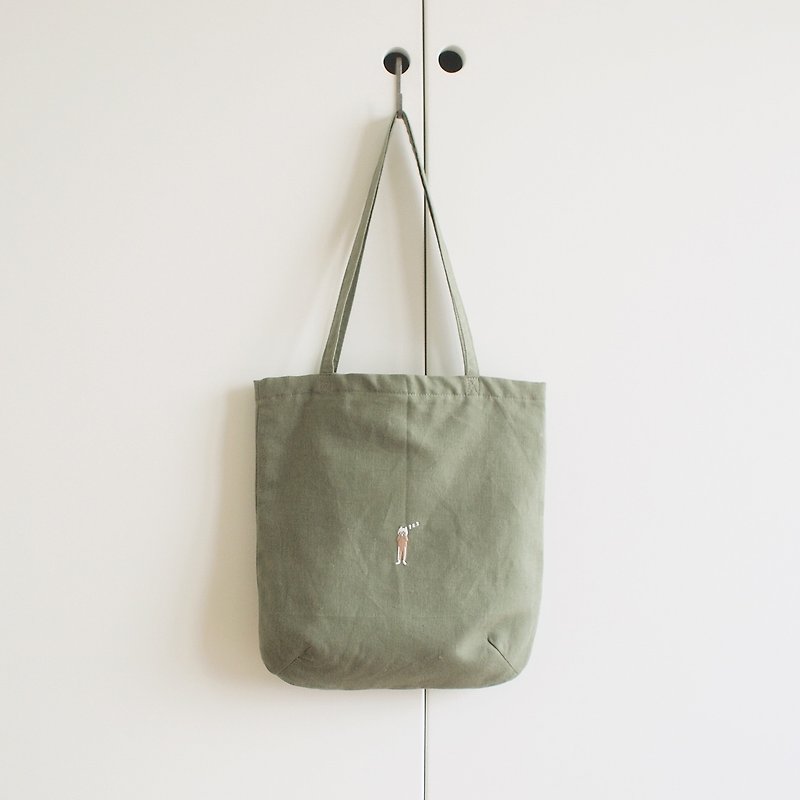 cat boy linen tote bag : olive green - กระเป๋าถือ - ผ้าฝ้าย/ผ้าลินิน สีเขียว