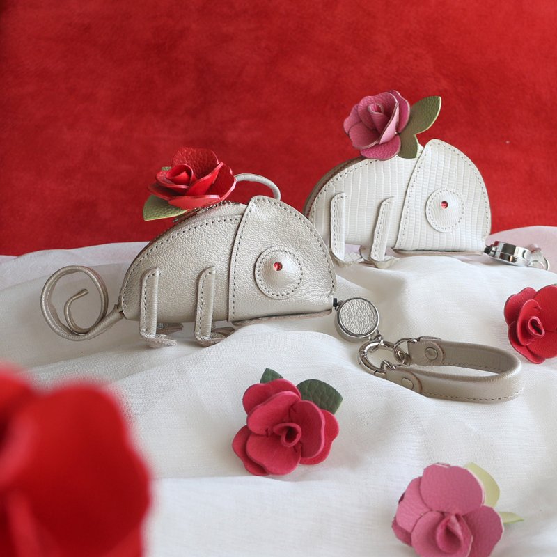 訂製・讓我綻放的小魔法。Premium YUNICA 真皮吊飾 鑰匙包 伸縮 - 鑰匙圈/鑰匙包 - 真皮 銀色