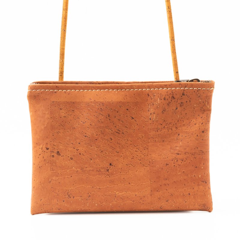 Cork Leather Sacoche (Cinnamon) - กระเป๋าแมสเซนเจอร์ - วัสดุอีโค สีนำ้ตาล