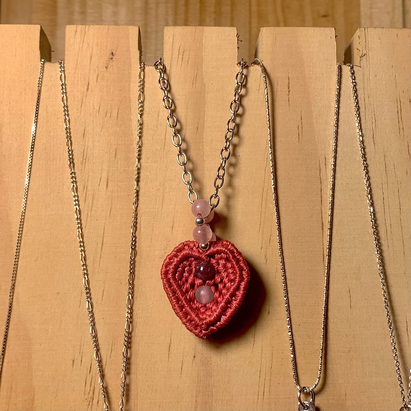 Big Heart Woven Pendant feat. Persian Jade & Peach Purple Chalcedony - Other - Other Materials Red