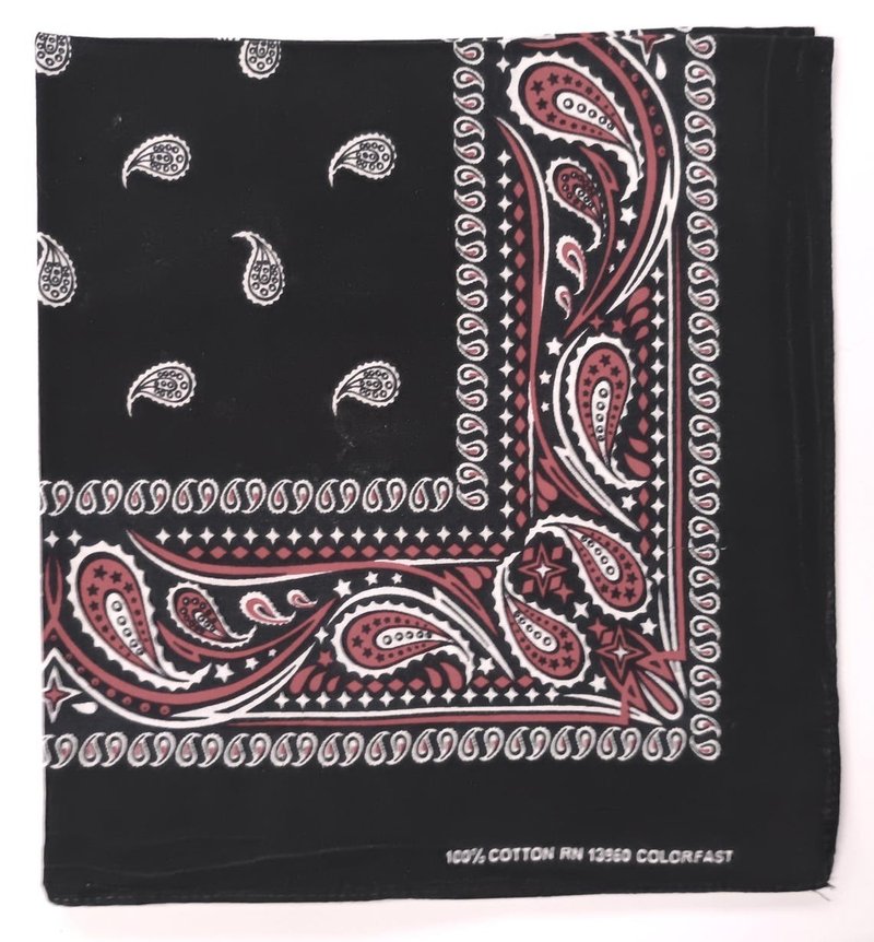 Black and Red Paisley Bandana, 20 x 22 inches, RN13960, Holiday Gifts - 絲巾 - 棉．麻 黑色