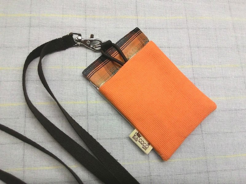 カード＆バッジはK03-012セット（商品のみ）を設定します - パスケース - その他の素材 オレンジ